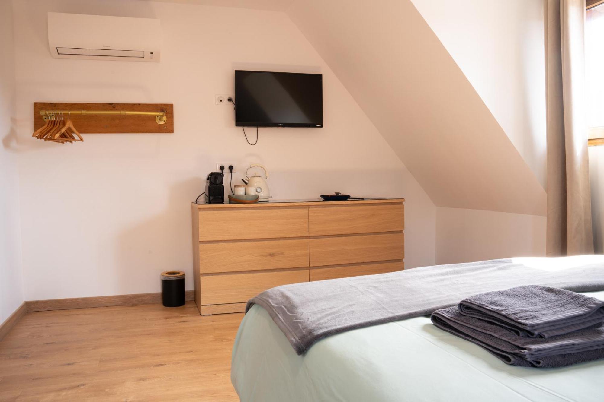 Chambre Rose Des Vents 엥기쉬하임 외부 사진